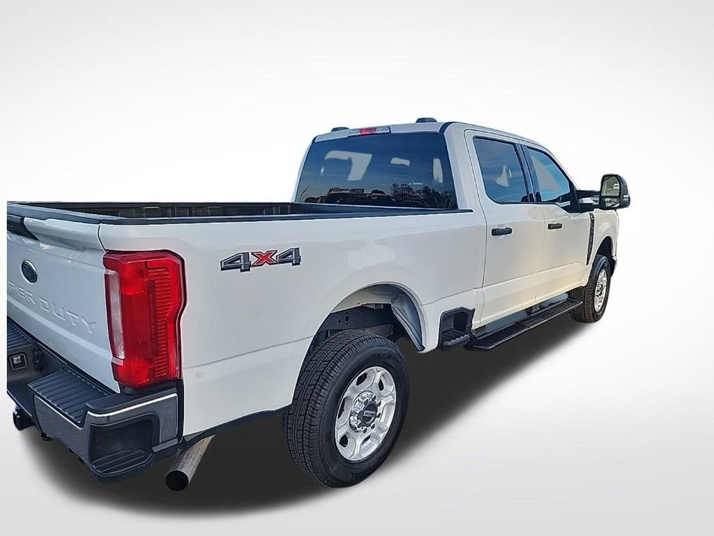 Used 2025 Ford F250 XLT image 8