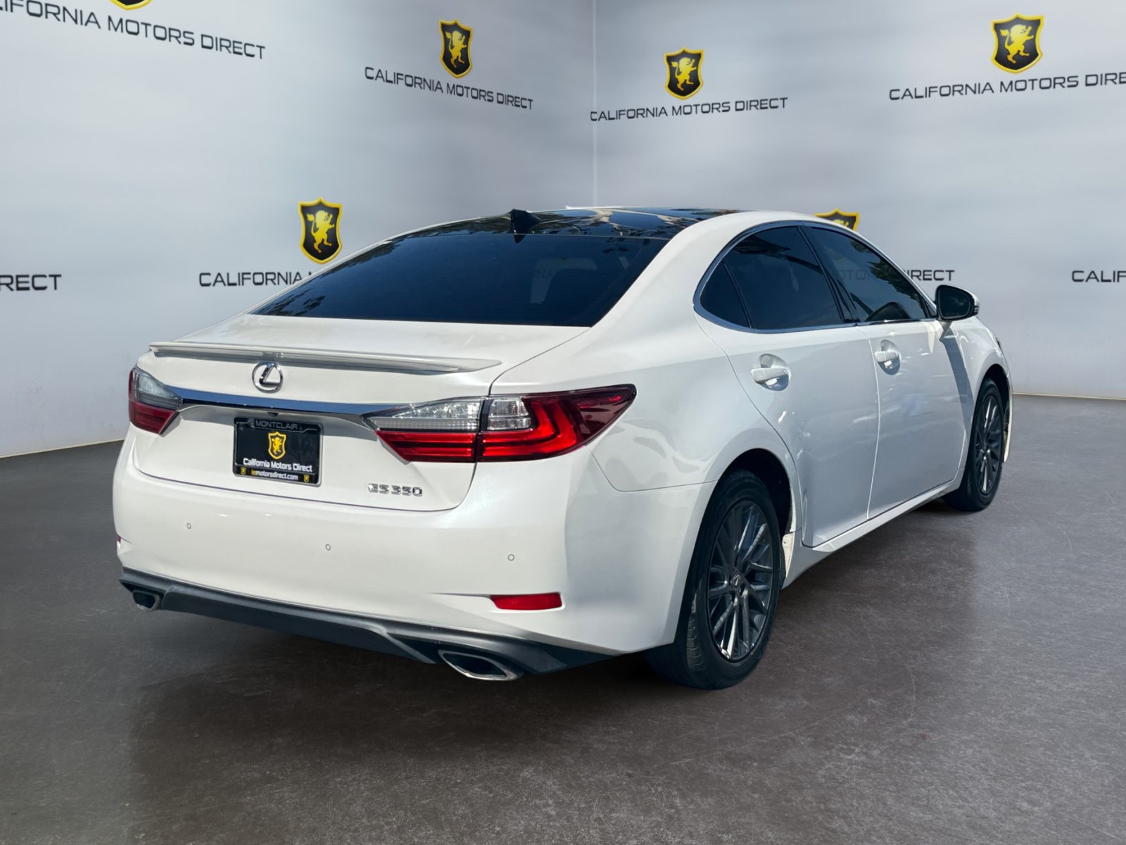 Used 2018 Lexus ES 350 w/ Navigation System Package FWD image 5