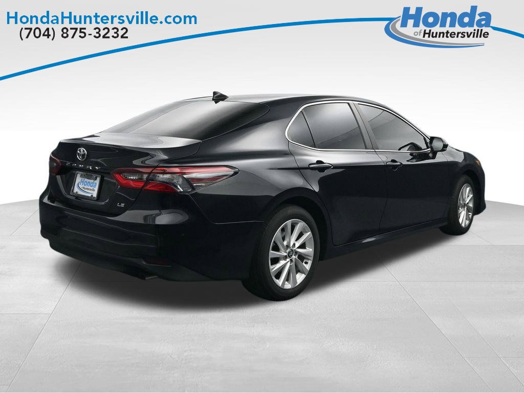 Used 2024 Toyota Camry LE FWD image 8