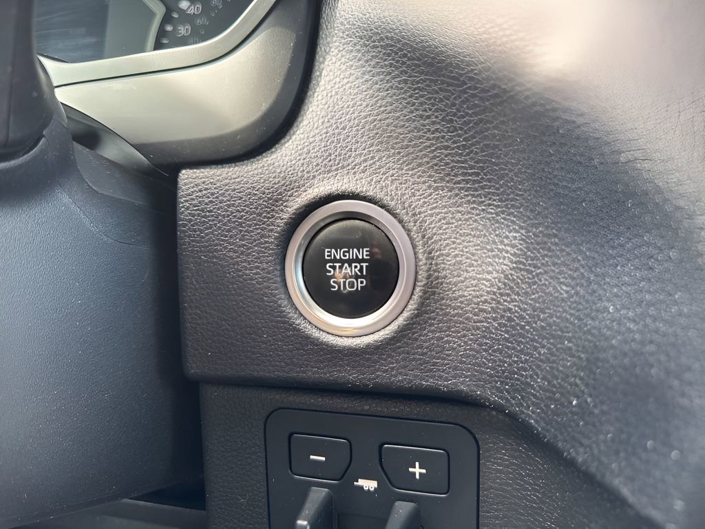 Used 2022 Toyota Tundra SR5 image 20