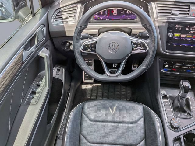 Used 2022 Volkswagen Tiguan SEL R-Line AWD/4WD image 14