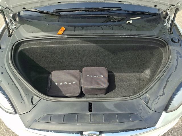 Used 2020 Tesla Model X Long Range image 30