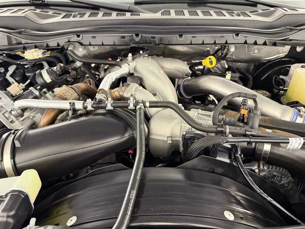 Used 2023 Ford F350 Lariat w/ Lariat Ultimate Package AWD/4WD image 36