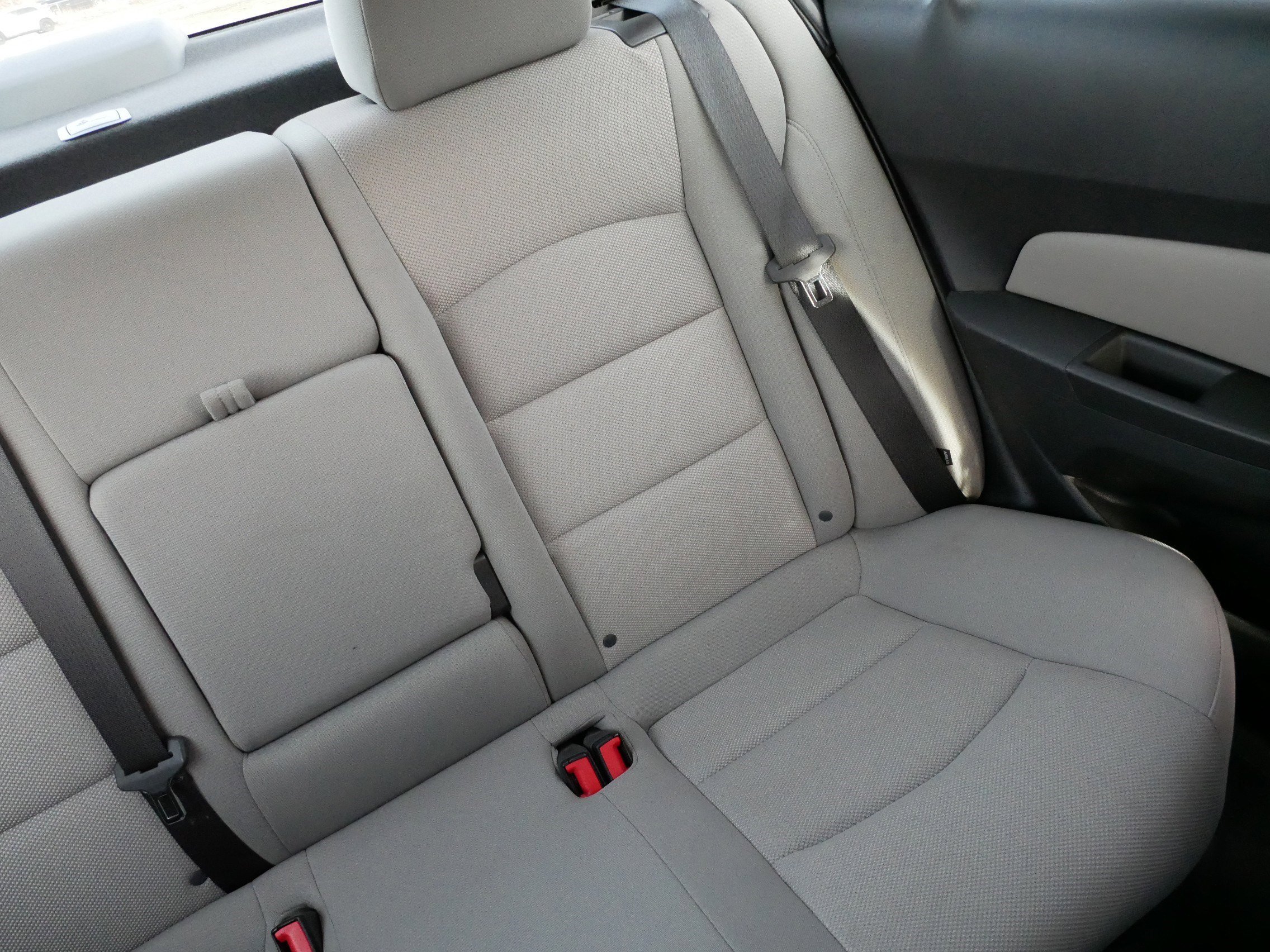 Used 2015 Chevrolet Cruze LT image 15