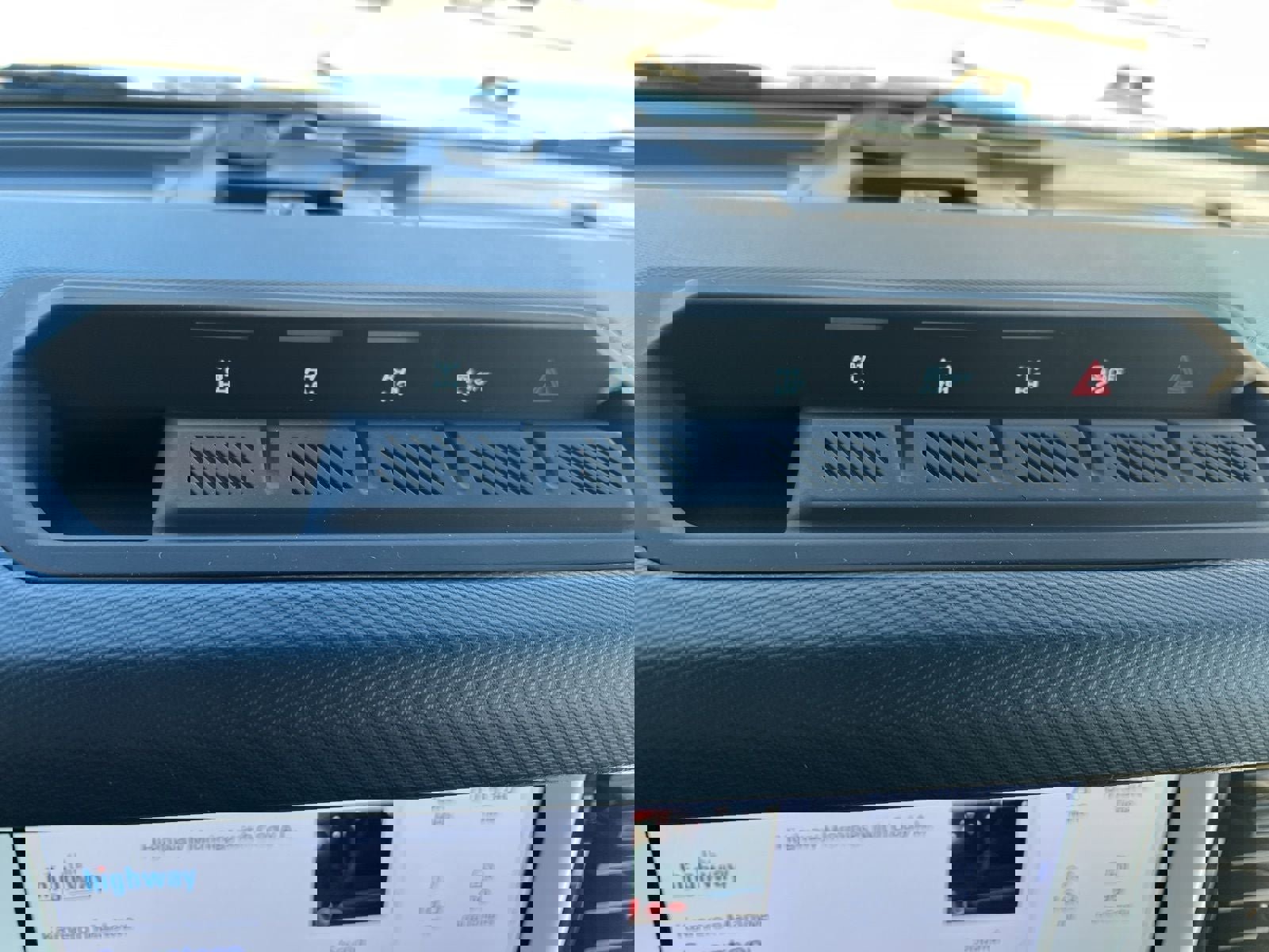 New 2025 Ford Bronco Heritage Edition image 26