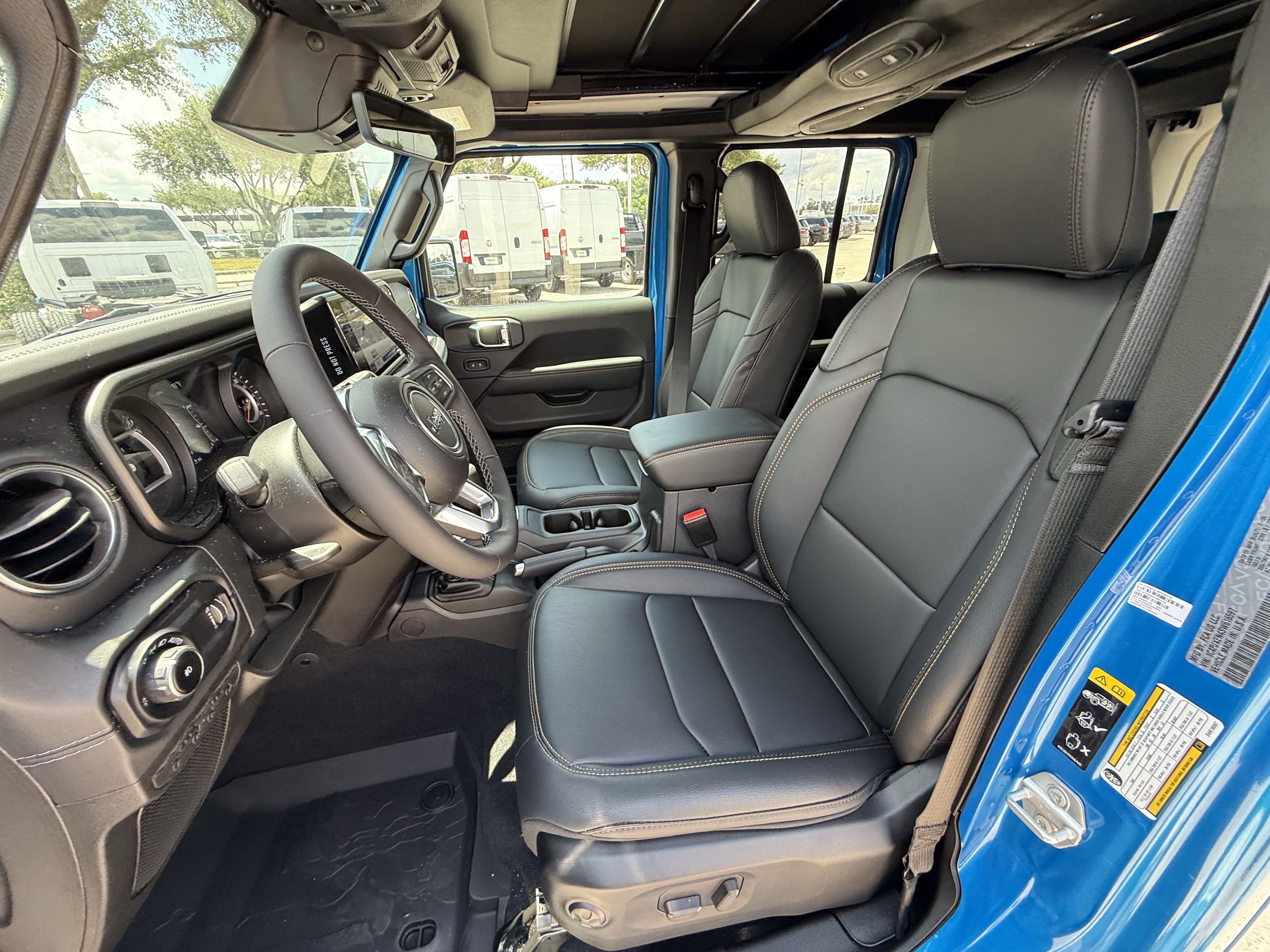 New 2025 Jeep Wrangler Sahara image 17