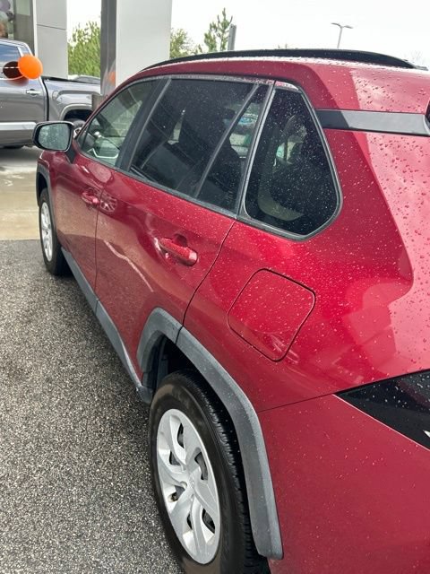 Used 2020 Toyota RAV4 LE FWD image 14