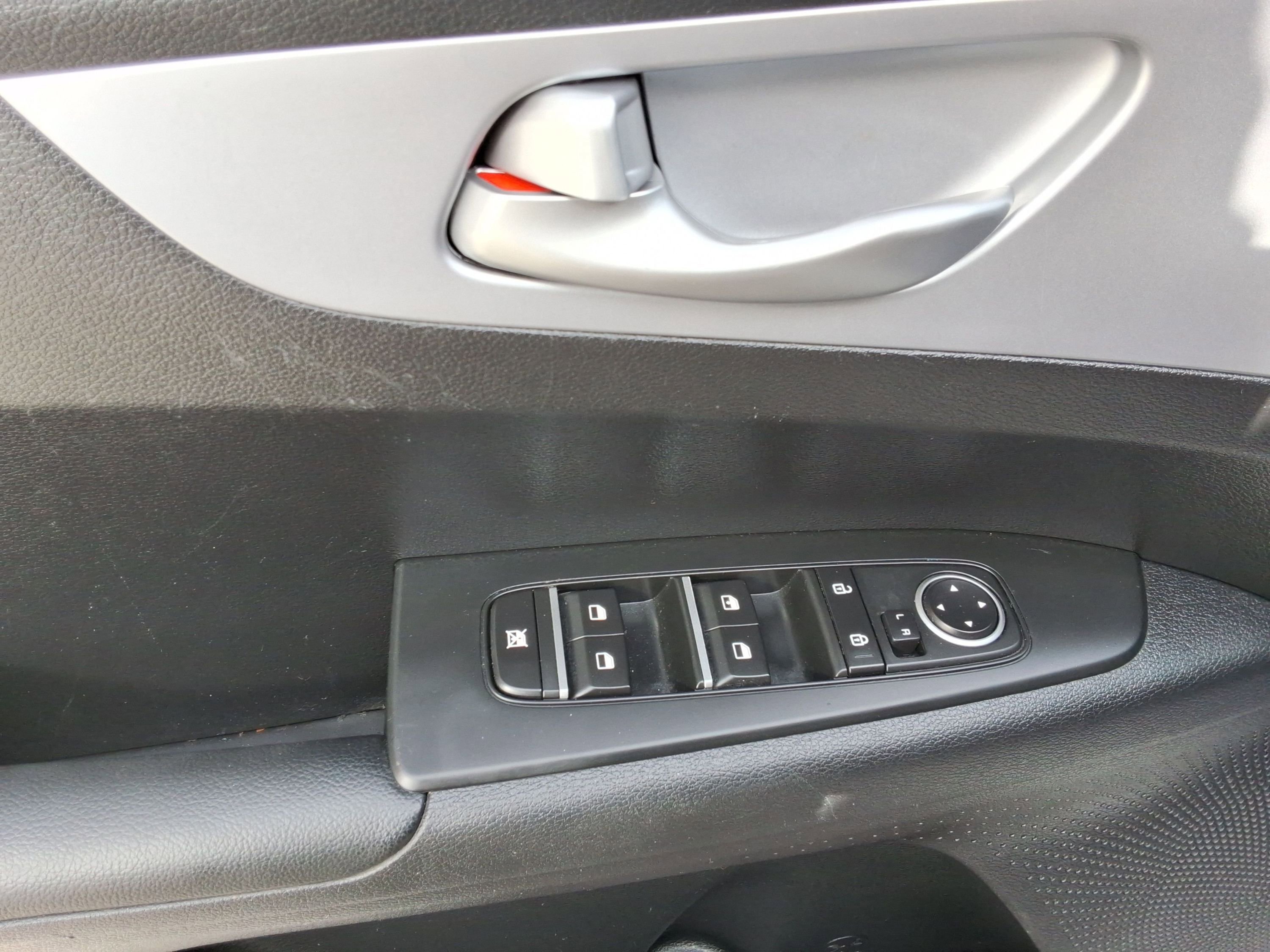 Used 2024 Kia Forte LX image 21