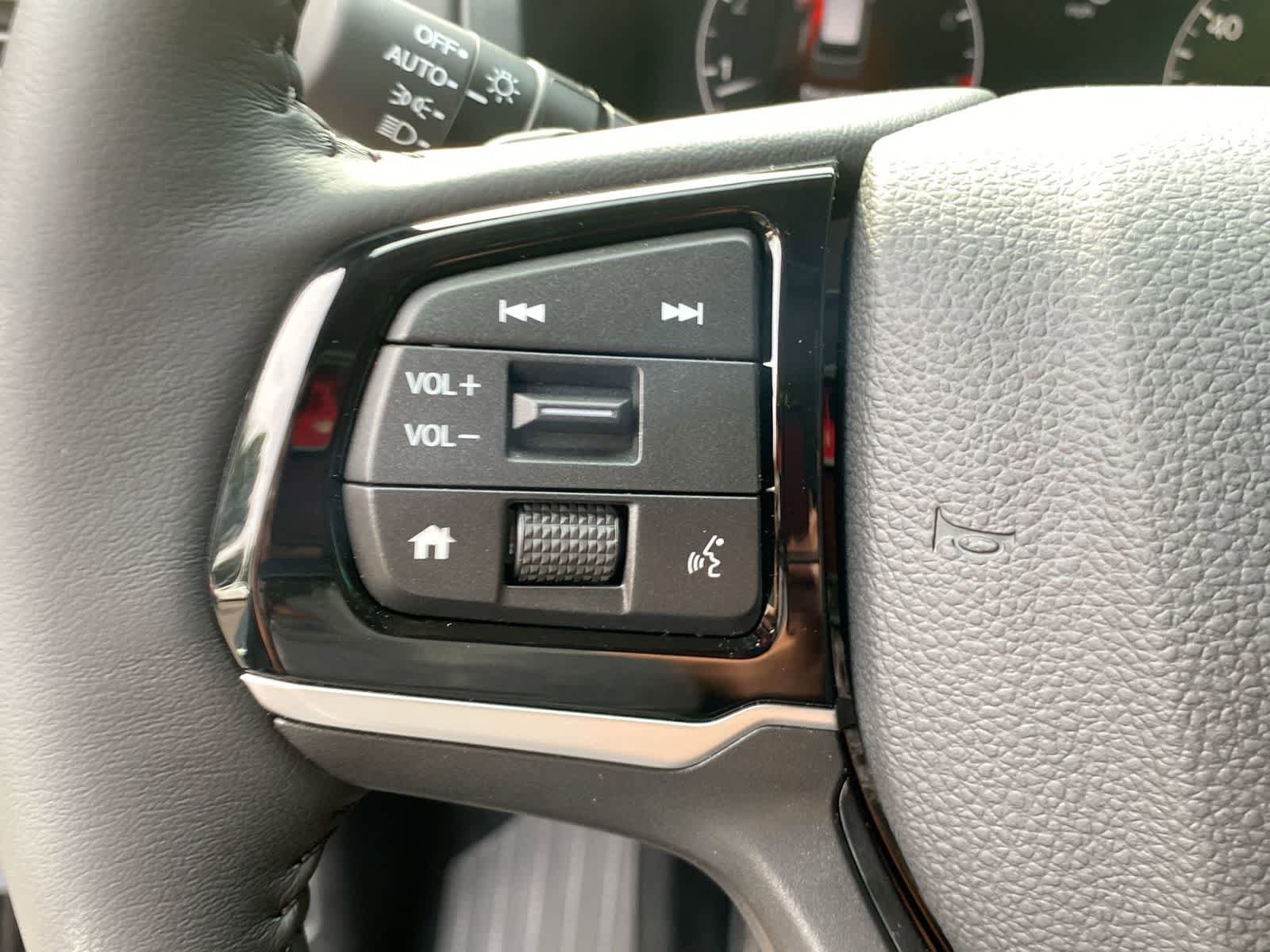 New 2026 Honda Odyssey Touring image 23