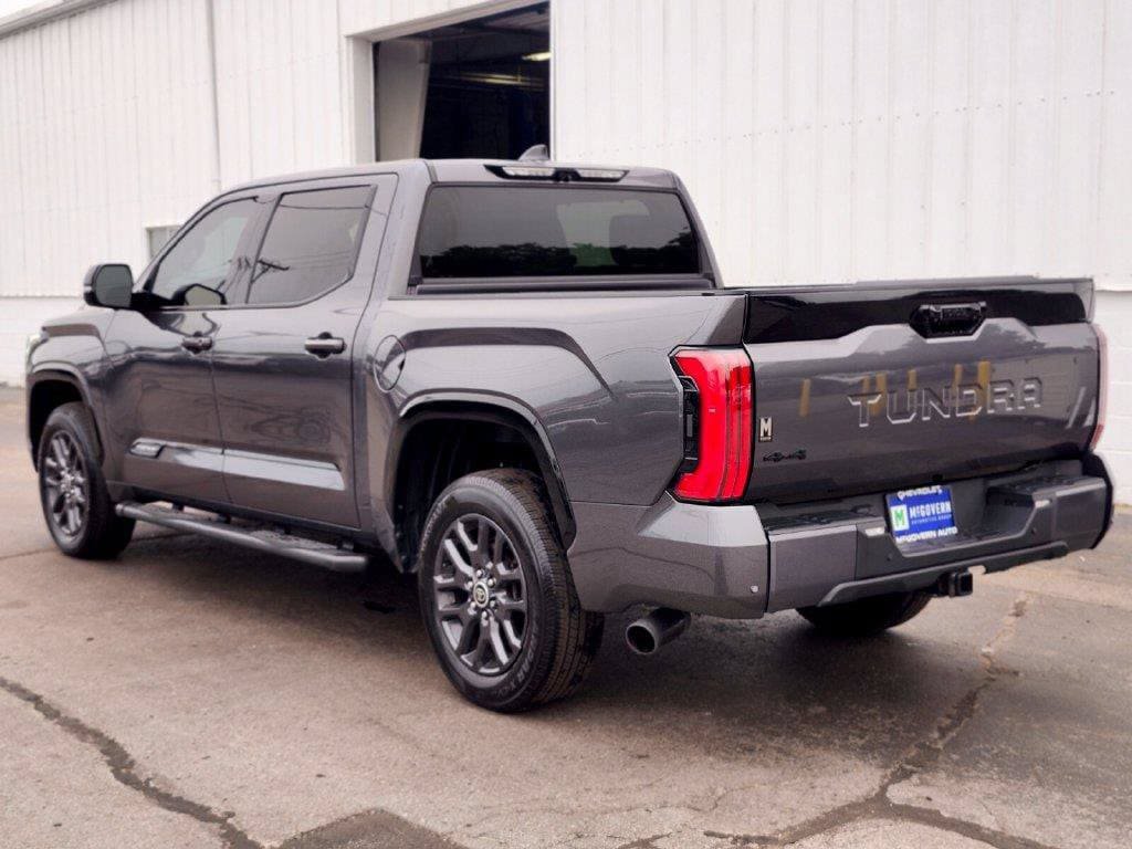 Used 2023 Toyota Tundra Platinum AWD/4WD image 3