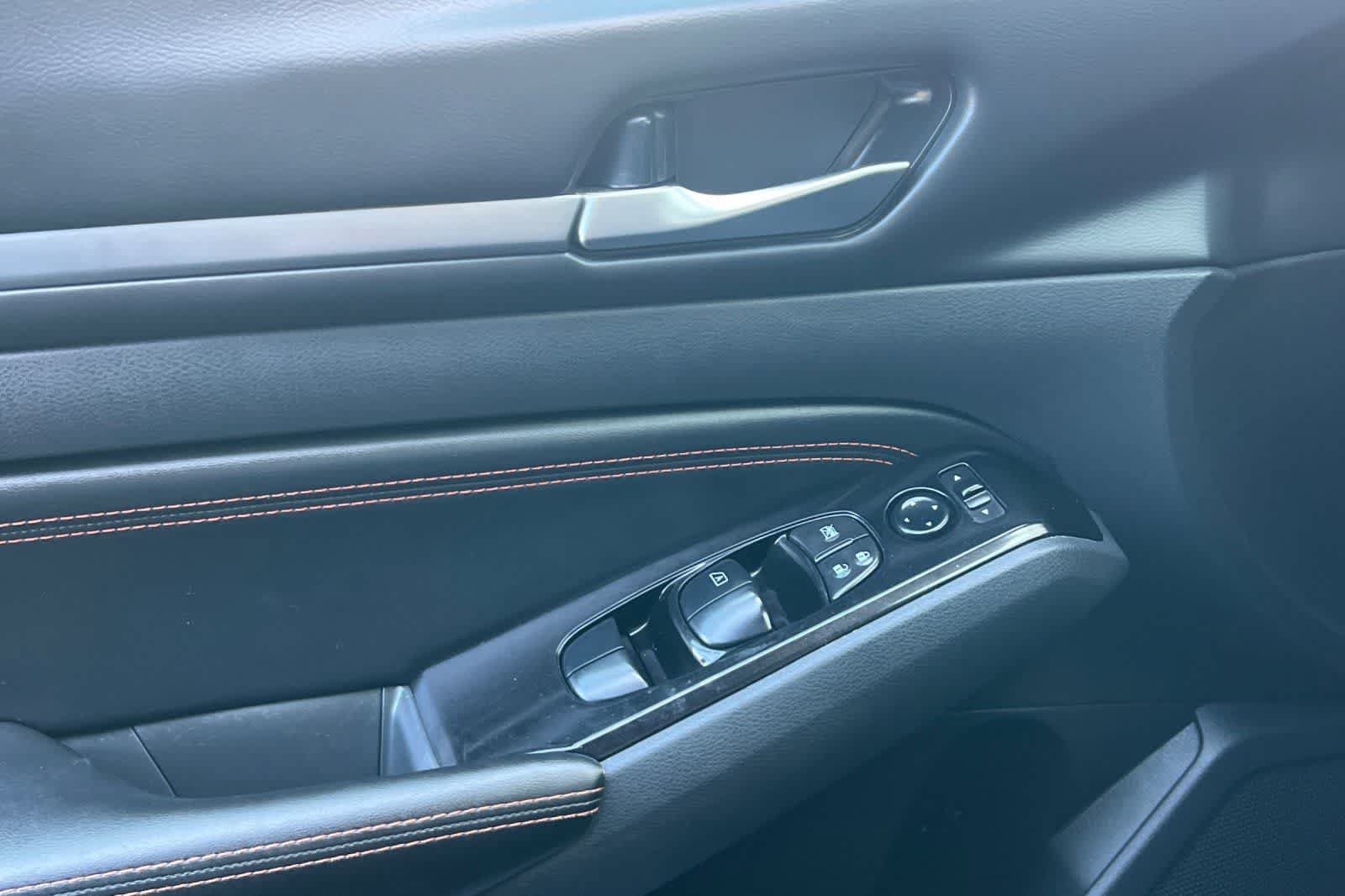 Certified 2023 Nissan Altima 2.5 SR FWD image 13