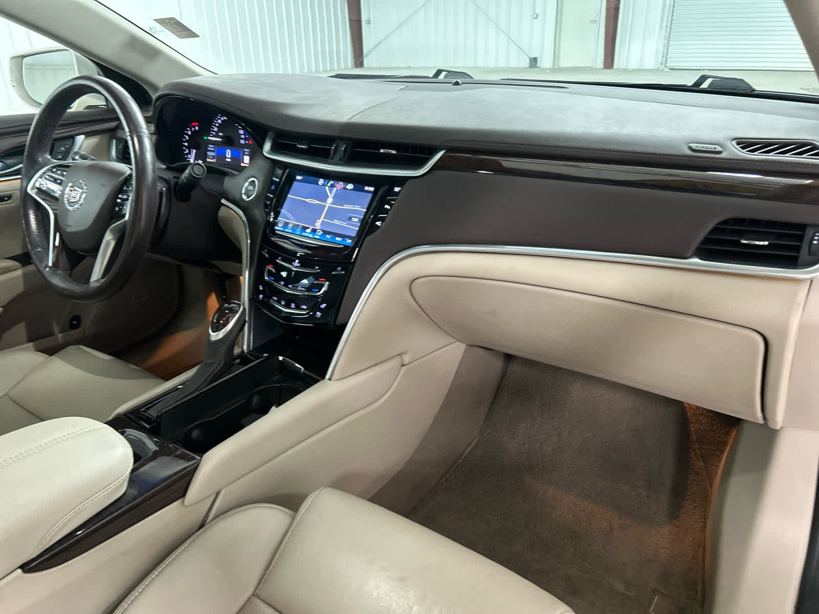 Used 2015 Cadillac XTS Luxury w/ Driver Awareness Package image 20