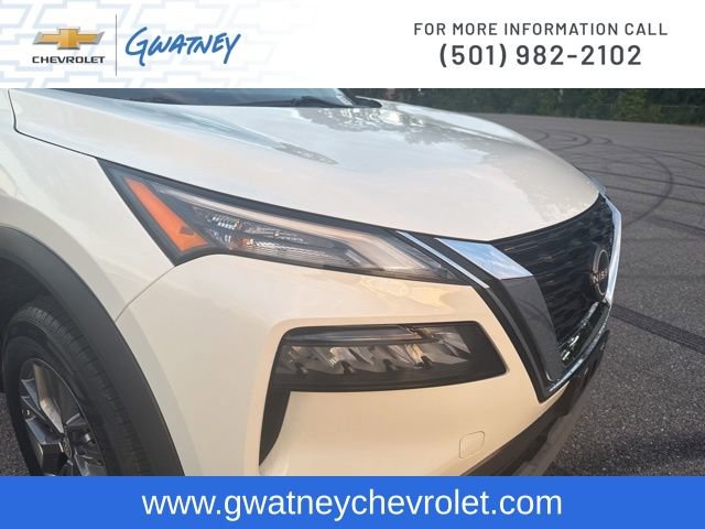 Used 2023 Nissan Rogue S image 13