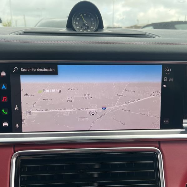 Used 2022 Porsche Panamera 4 image 12