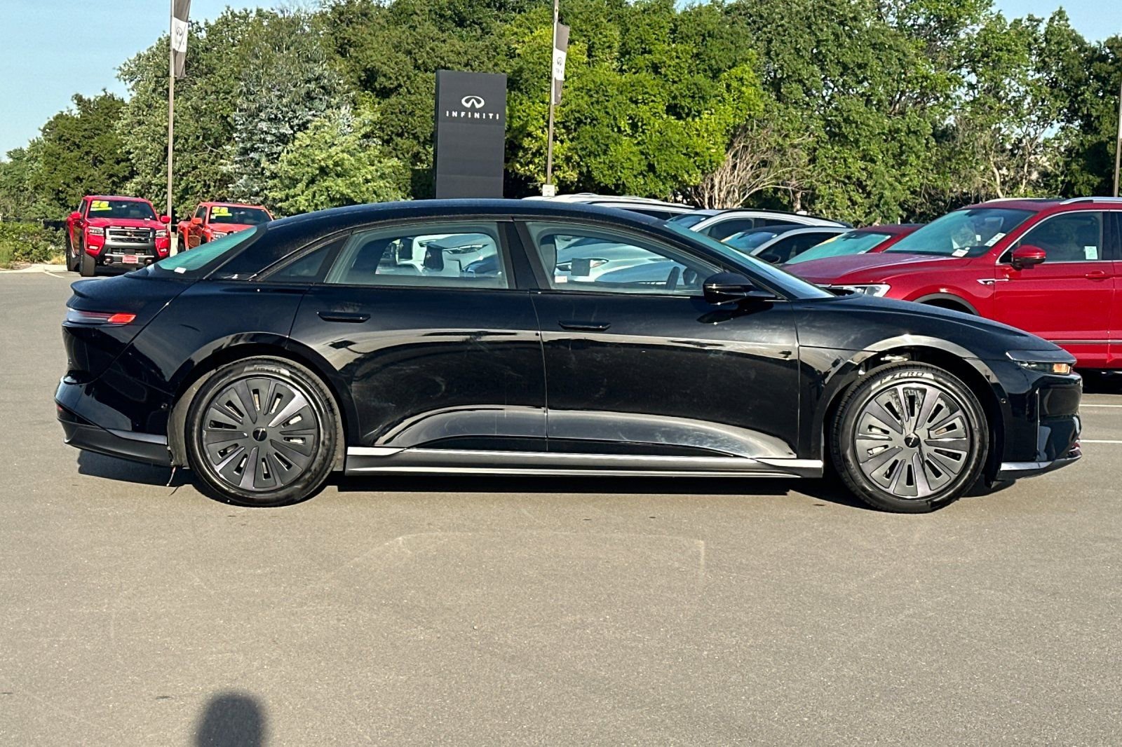 Used 2024 Lucid Air Pure image 3