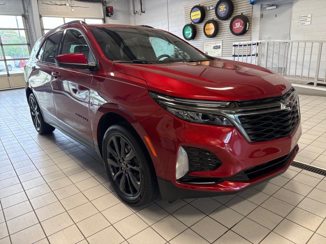 Used 2023 Chevrolet Equinox RS AWD/4WD image 1