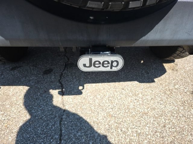 Used 2017 Jeep Wrangler Unlimited Sport w/ Connectivity Group AWD/4WD image 27