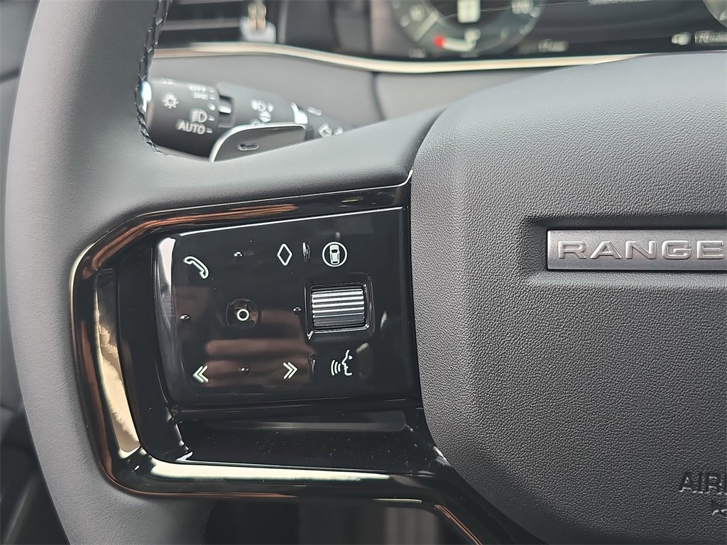 New 2026 Land Rover Range Rover Evoque S image 17