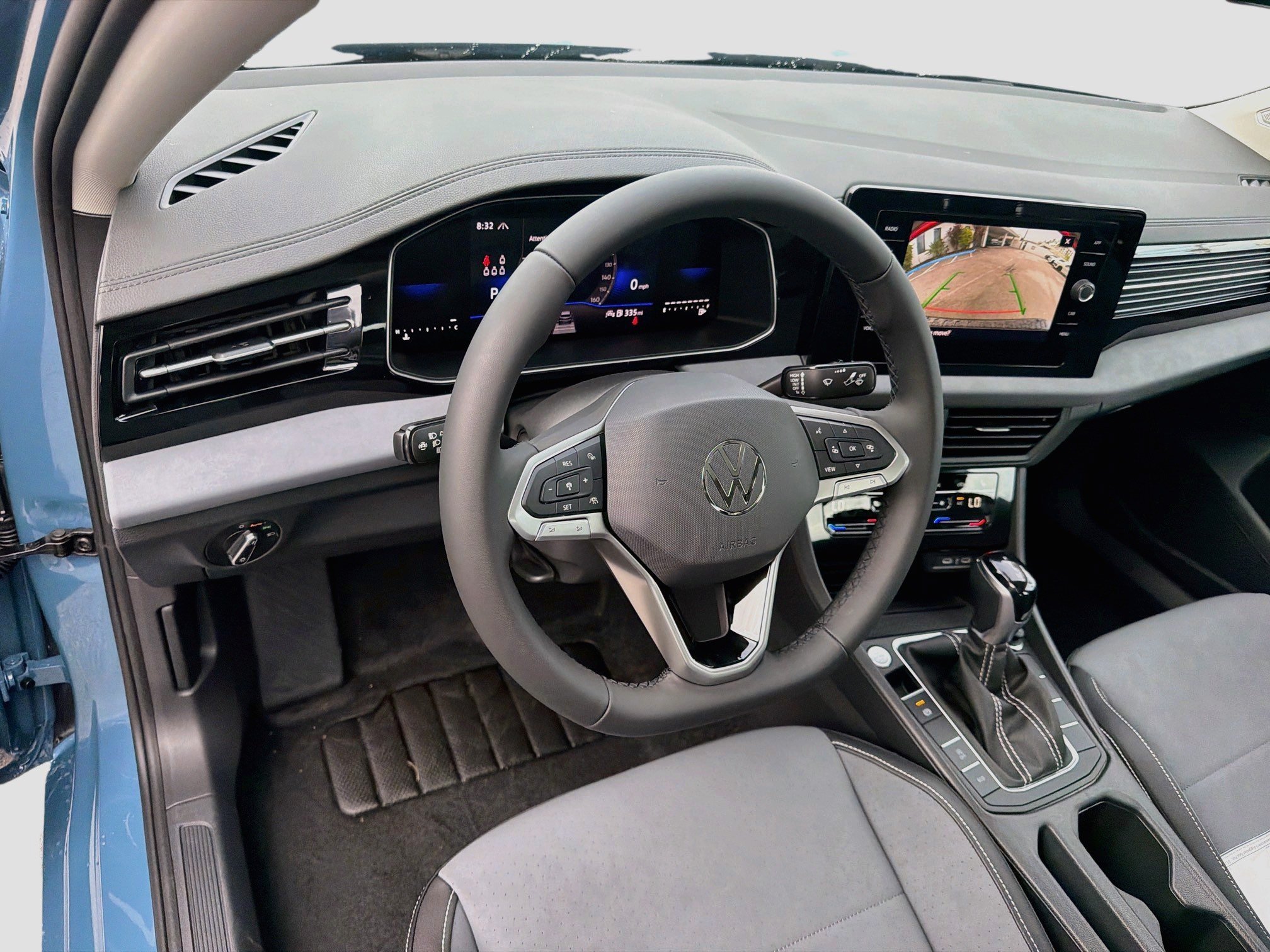 New 2027 Volkswagen Jetta SE FWD image 17