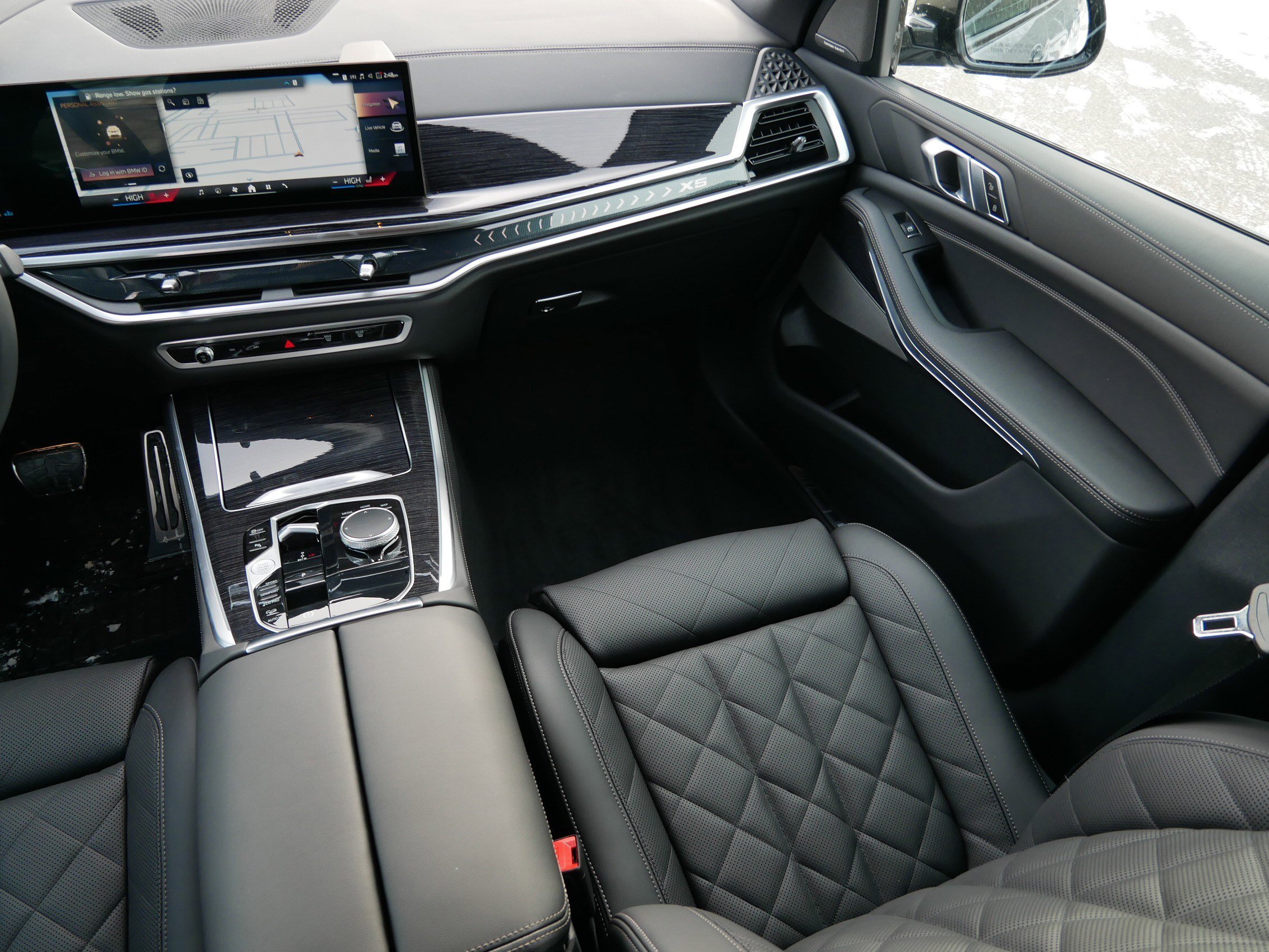 Used 2026 BMW X5 xDrive40i w/ M Sport Package image 11