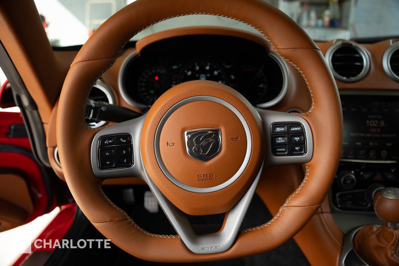 Used 2013 SRT Viper GTS w/ GTS Laguna Interior Pkg image 24