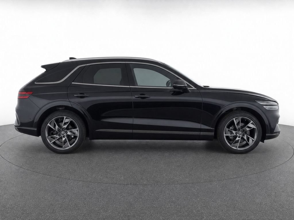 Used 2023 Genesis Electrified GV70 AWD/4WD image 8