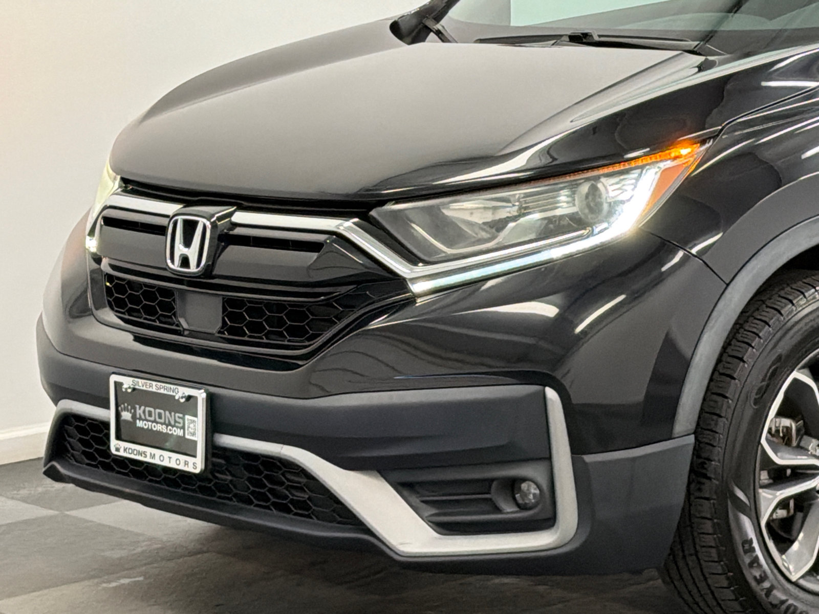 Used 2020 Honda CR-V EX image 2