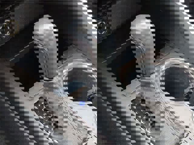 Used 2023 Toyota Camry SE image 31