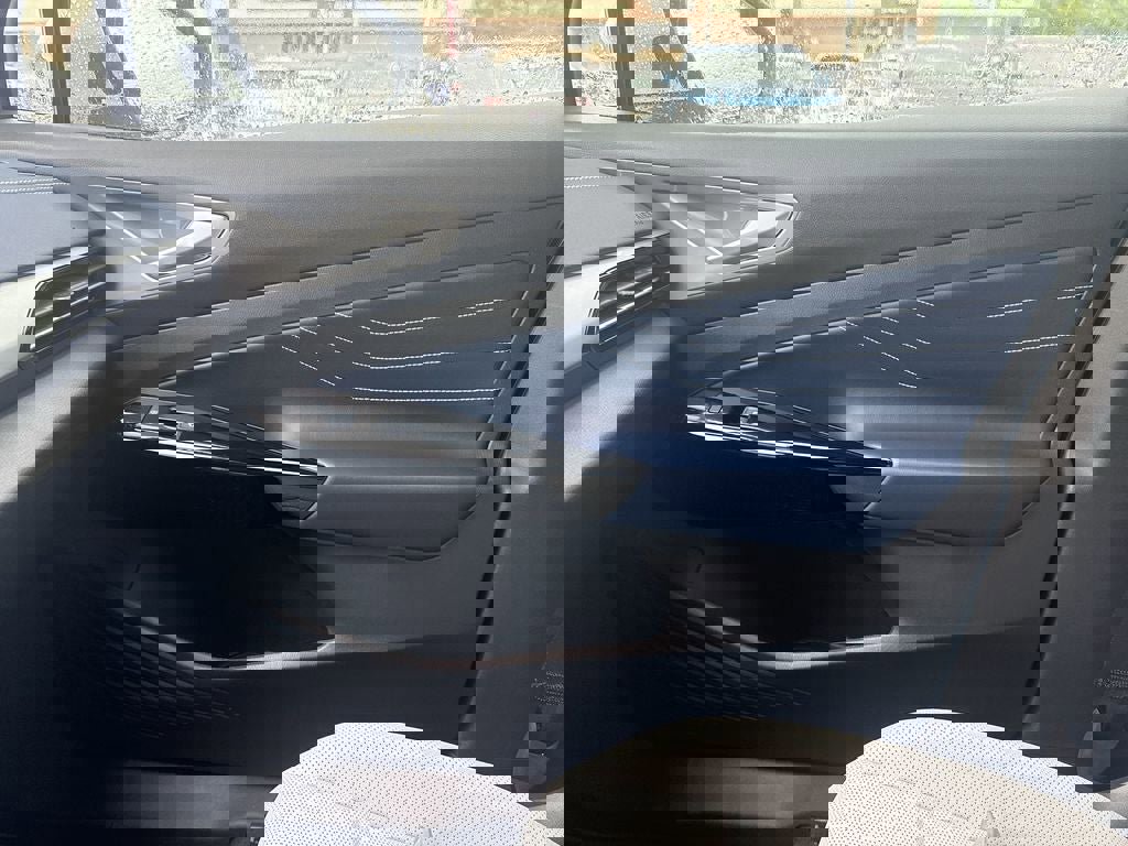 New 2025 Volkswagen ID.4 Pro S Plus image 24