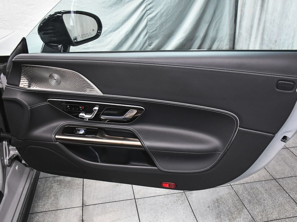 Used 2025 Mercedes-Benz SL 43 AMG image 17