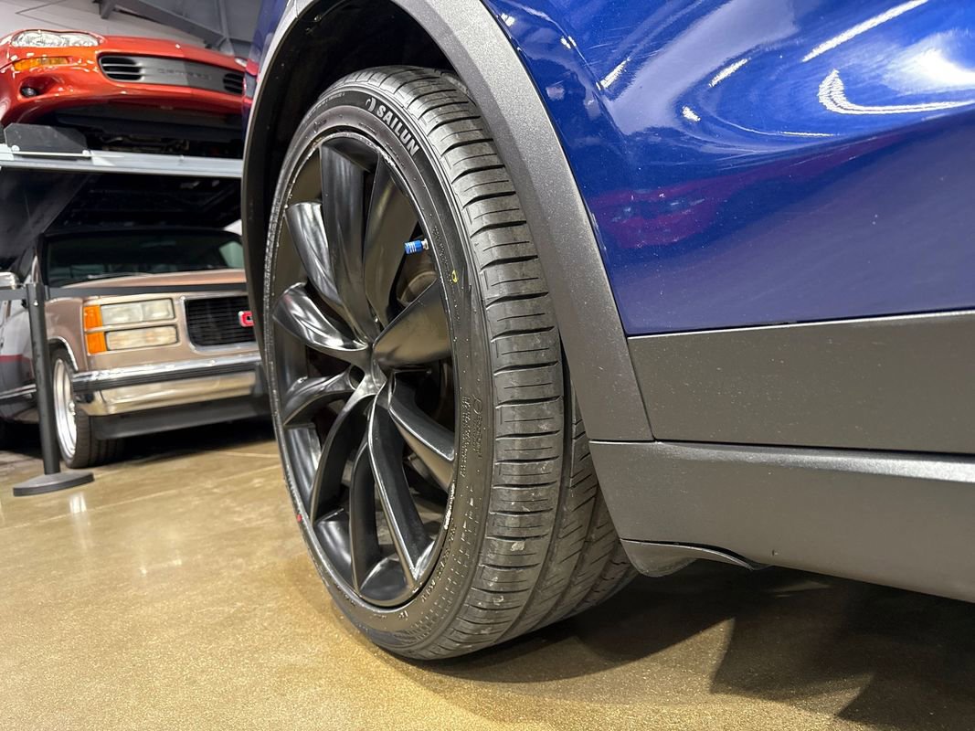 Used 2016 Tesla Model X Performance image 34