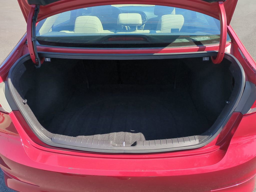 Used 2017 Hyundai Elantra Value Edition image 13