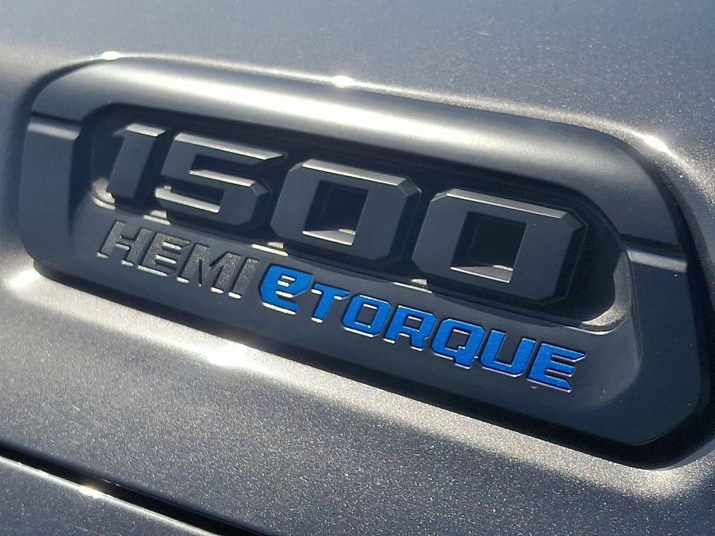 Used 2021 RAM 1500 Big Horn AWD/4WD image 11
