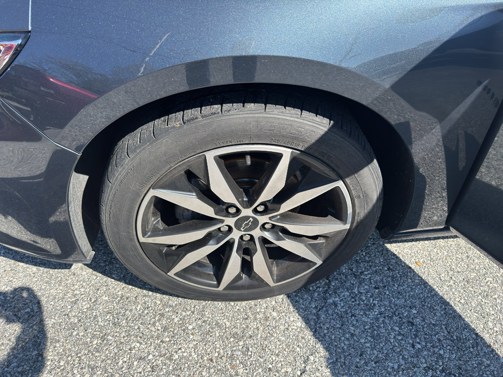 Used 2021 Chevrolet Malibu RS FWD image 16