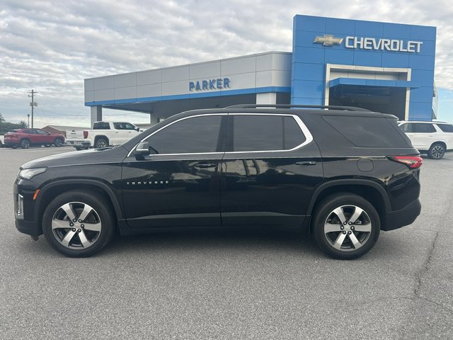 Used 2022 Chevrolet Traverse LT w/ LT Premium Package