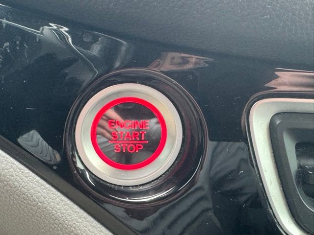 Used 2017 Honda Pilot Touring image 19