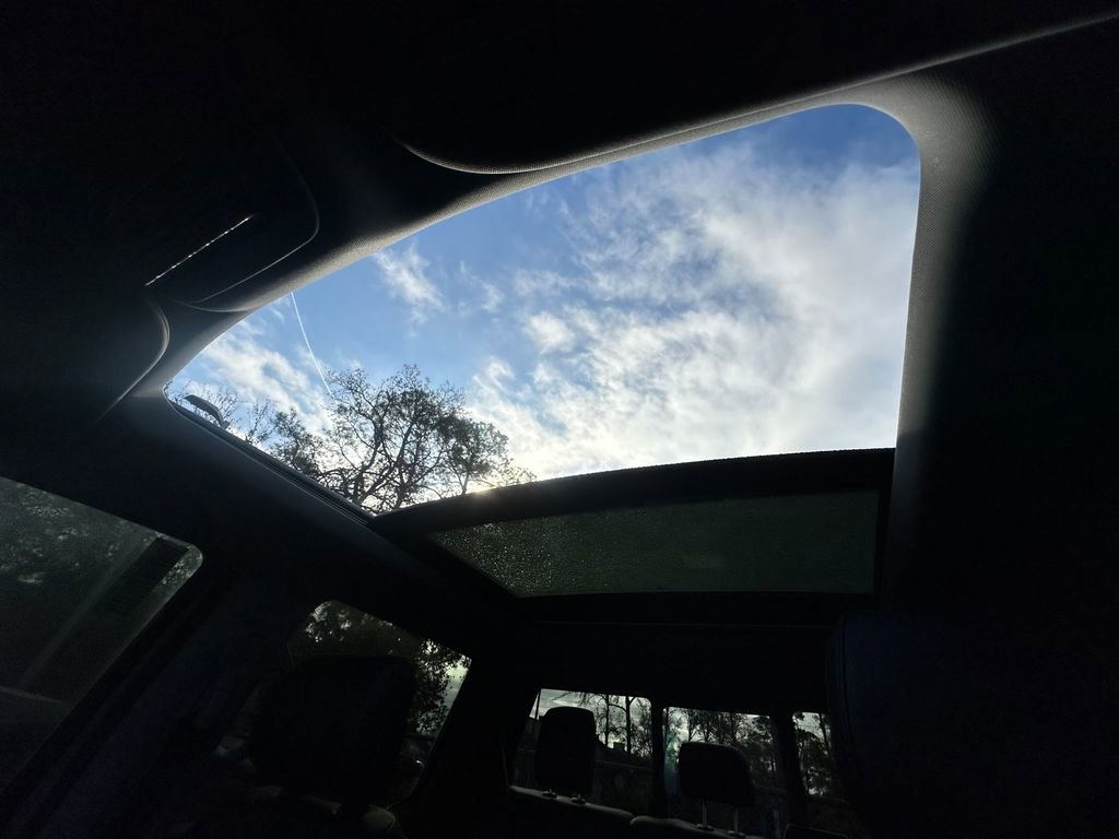 New 2026 Ford F250 Lariat w/ Black Appearance Package image 84