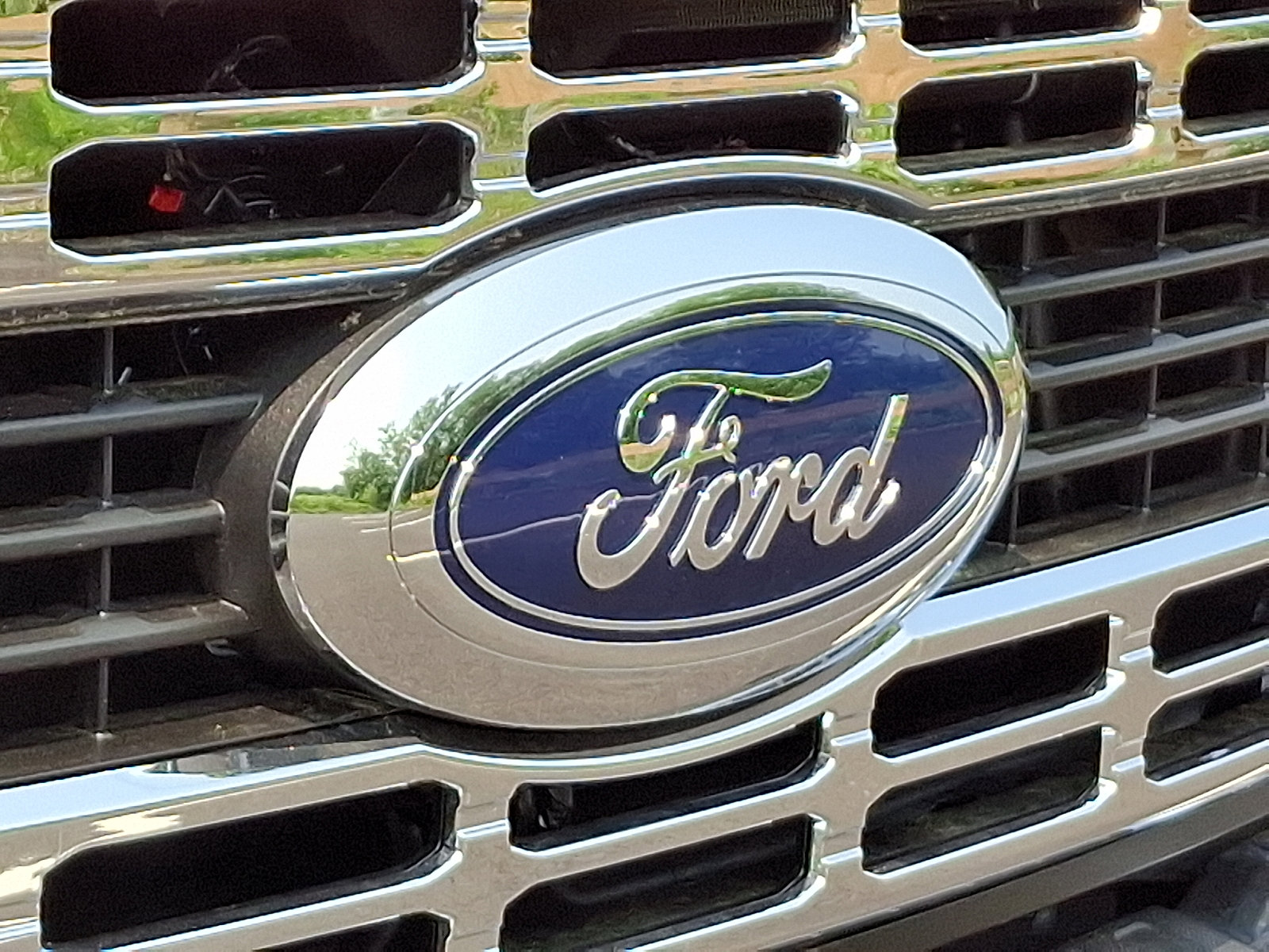 New 2025 Ford F550 4x4 SuperCab Super Duty image 11