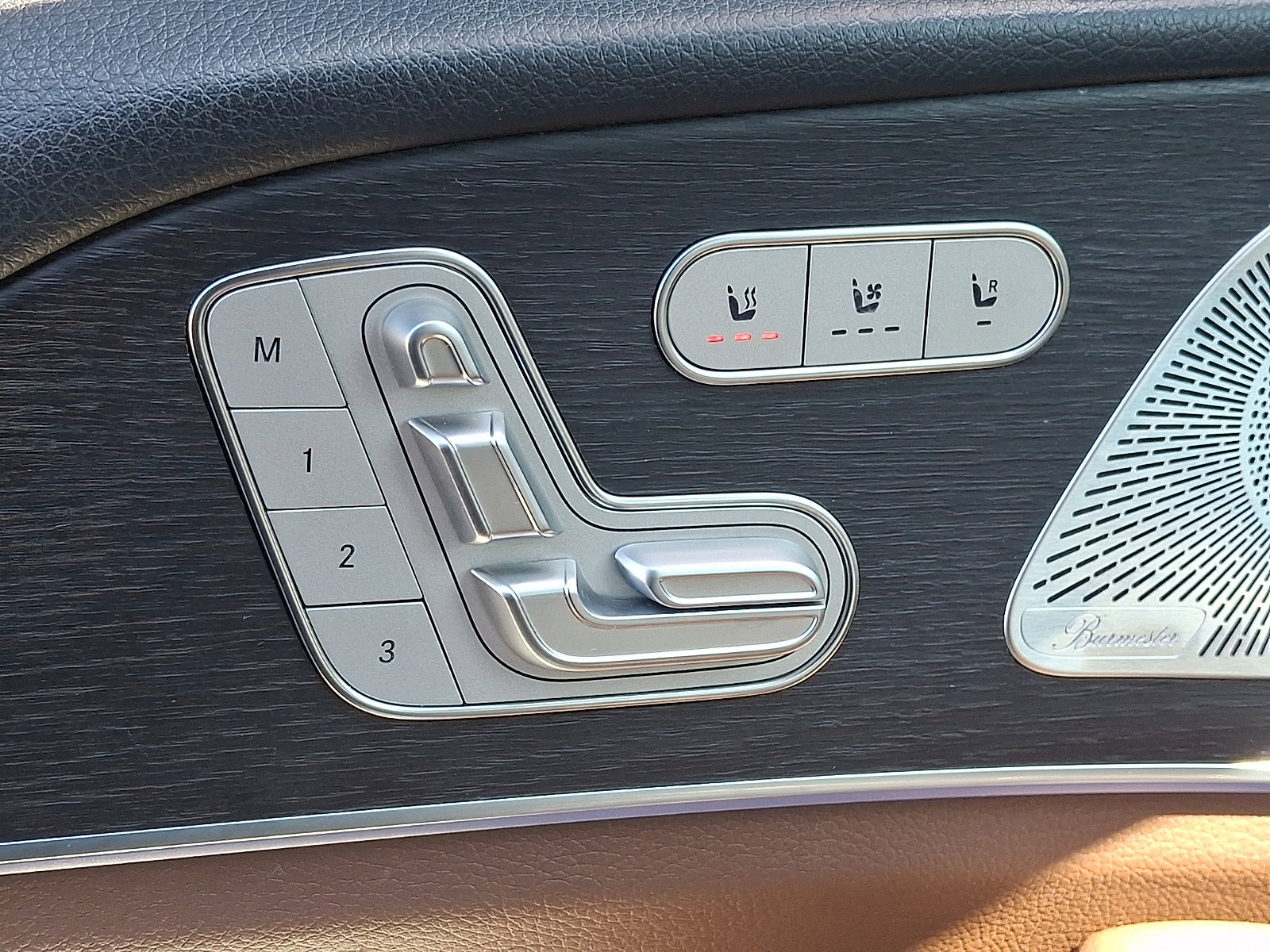 Certified 2025 Mercedes-Benz GLS 450 4MATIC image 29