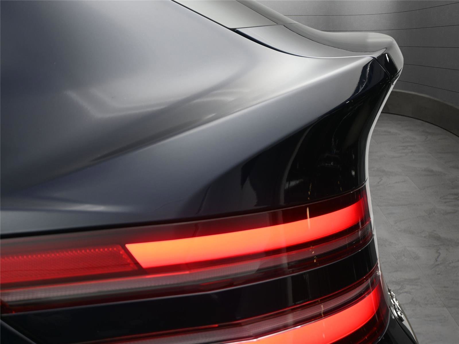 Used 2025 Genesis GV80 3.5T e-SC image 17