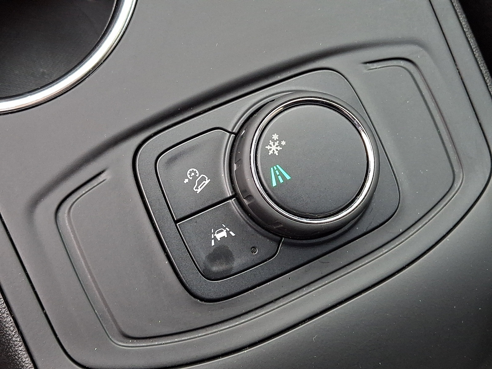 Certified 2024 GMC Terrain SLE FWD image 27