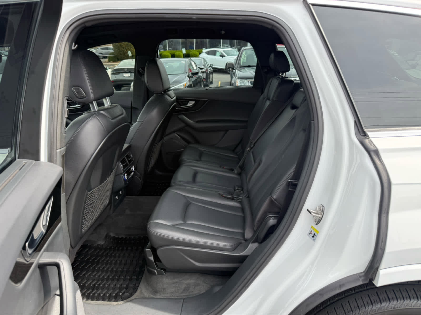 Used 2019 Audi Q7 3.0T Prestige w/ Prestige Package image 16