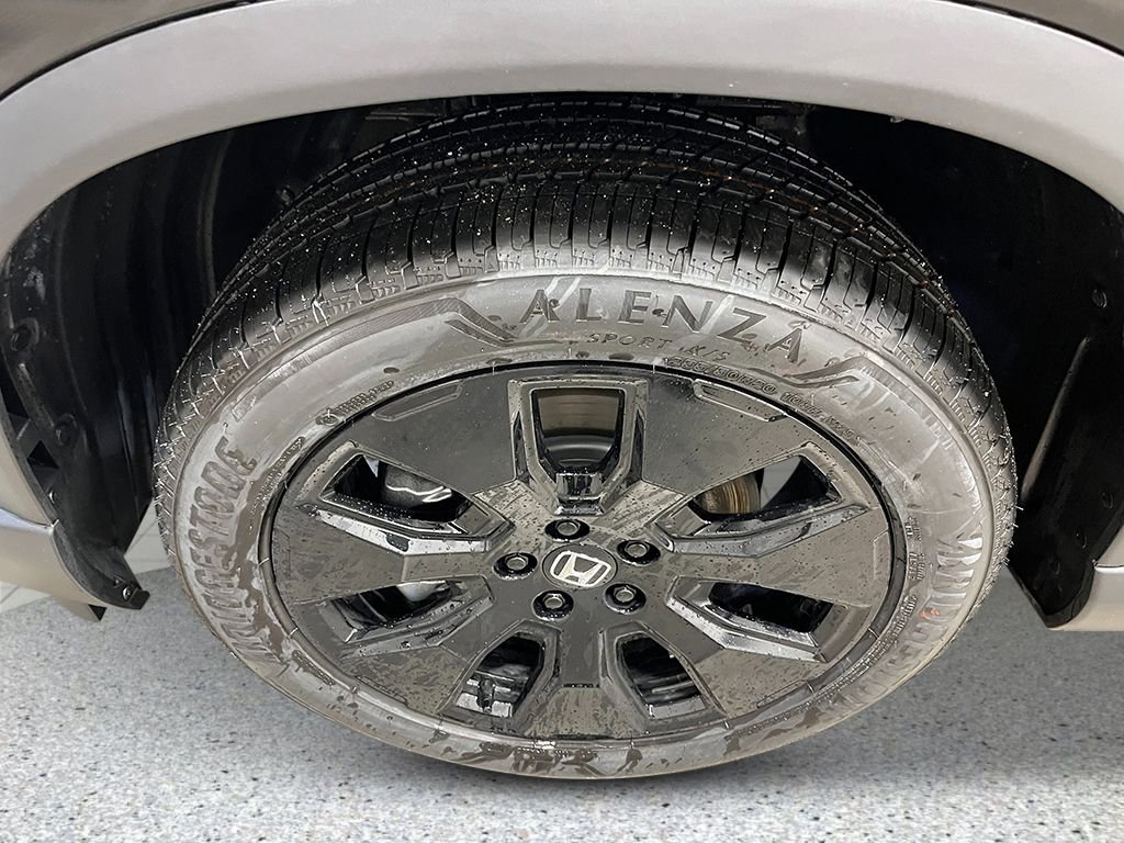 New 2026 Honda Pilot Black Edition image 12