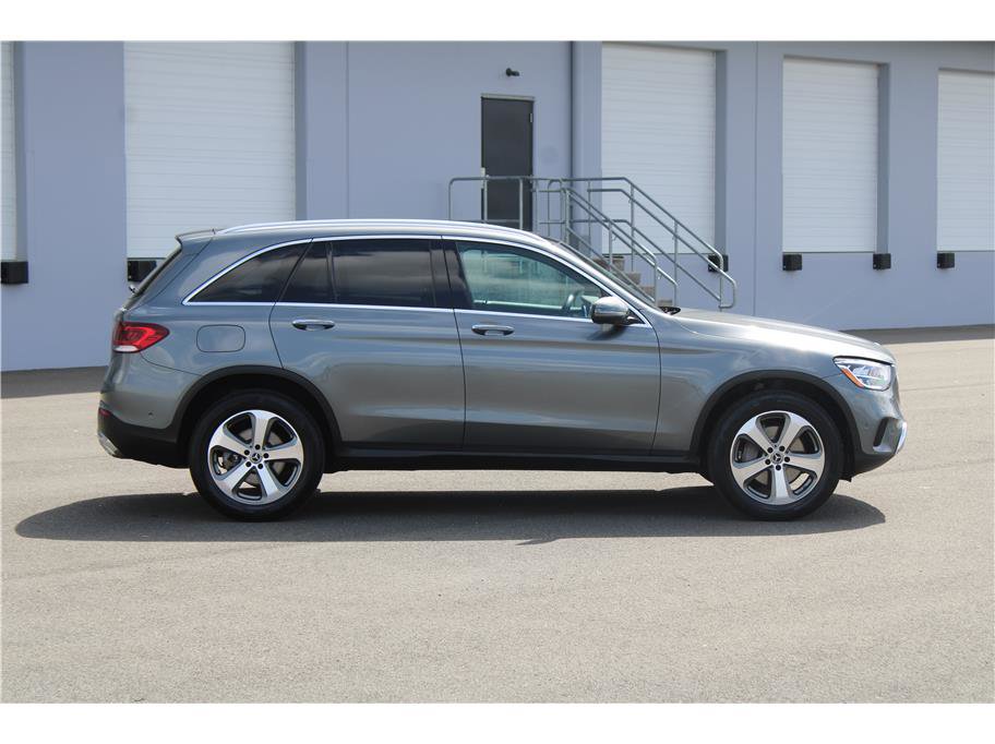 Used 2021 Mercedes-Benz GLC 300 4MATIC image 4