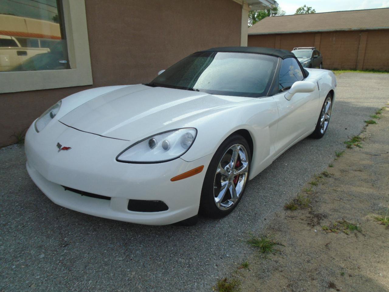Used 2009 Chevrolet Corvette Convertible w/ Preferred Equipment Group RWD image 3
