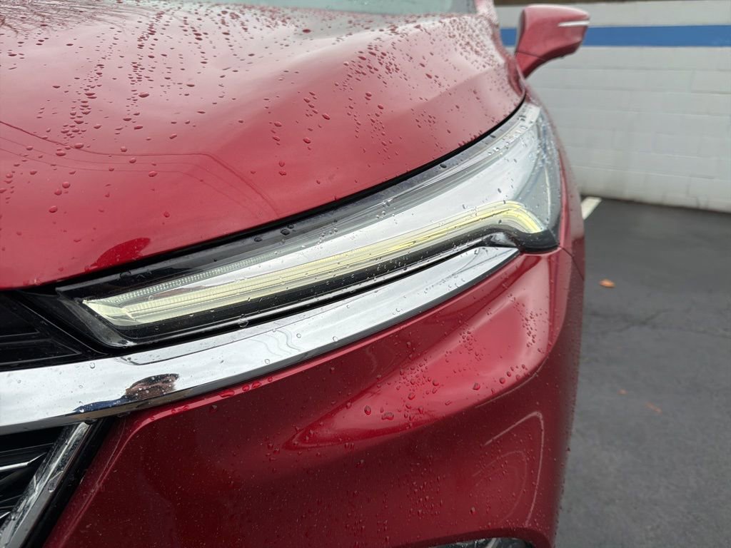 Used 2024 Buick Enclave Premium image 9