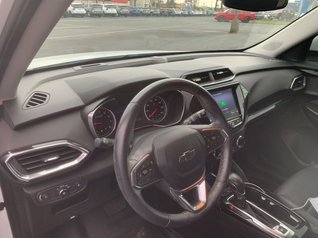 Used 2021 Chevrolet TrailBlazer LT w/ Premium Seating Package image 10
