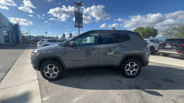Used 2022 Jeep Compass Trailhawk w/ Trailhawk Elite Group image 5