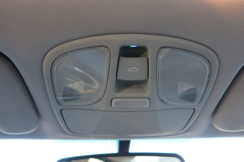 Used 2013 Hyundai Sonata Limited w/ Premium Pkg image 27