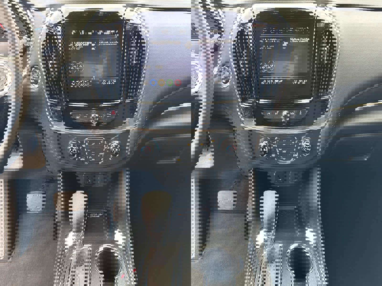 Used 2023 Chevrolet Traverse LT image 41